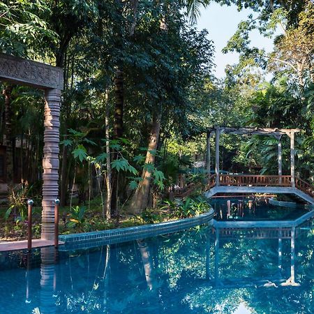 Angkor Village Resort & Spa Ciudad de Siem Riep Exterior foto