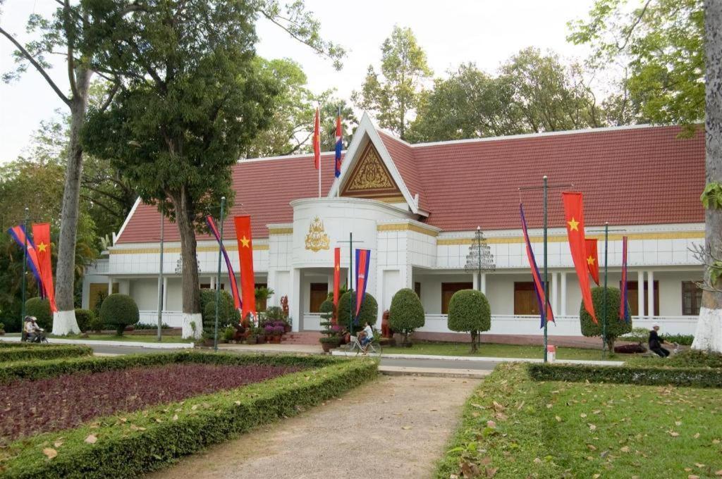 Angkor Village Resort & Spa Ciudad de Siem Riep Exterior foto